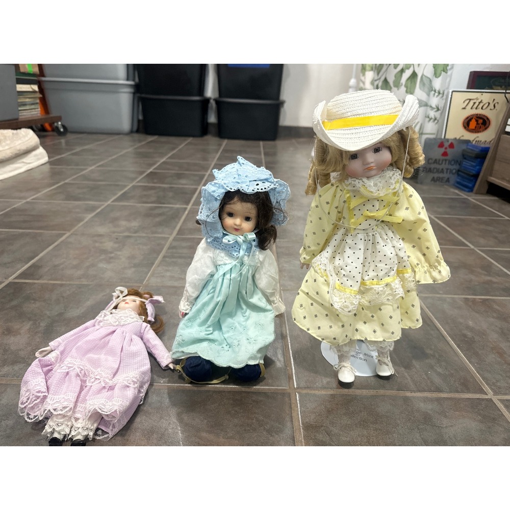 Heritage Mint Ltd Collection Porcelain Doll Set 3 Victorian Style Lace Dresses